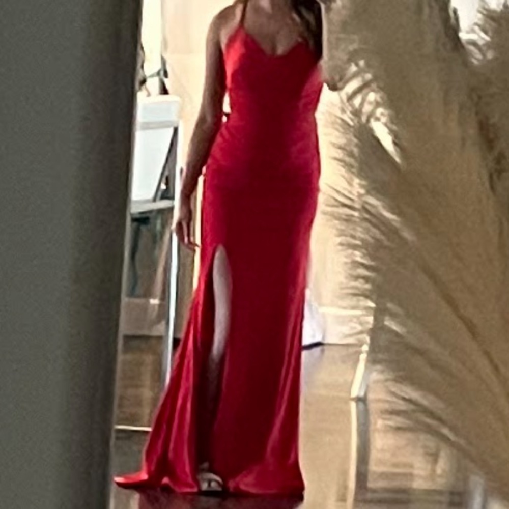 red prom dress